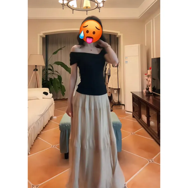 2025夏季新款女法式高级感修身一字领短袖上衣气质高腰褶皱半身裙