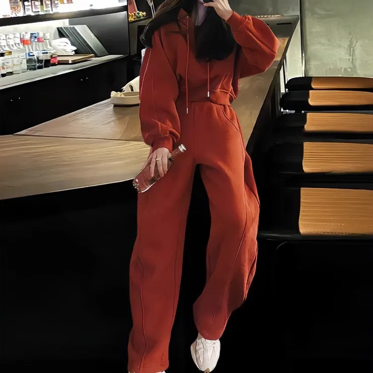 偏汐今年流行漂亮时尚套装女2025冬新款小个子红色休闲卫衣两件套