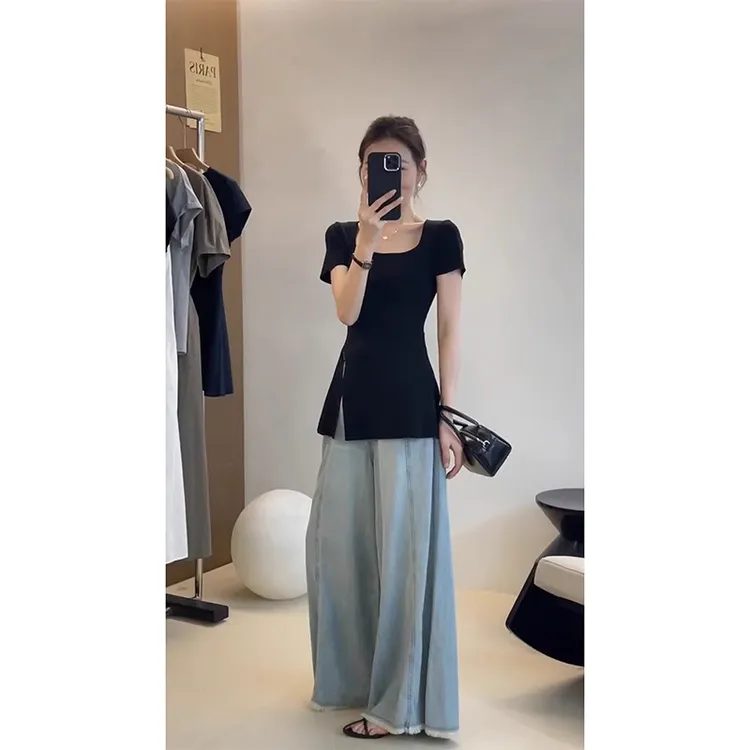 U领设计感侧开叉冰丝针织衫女夏季2025新款收腰显瘦短袖上衣