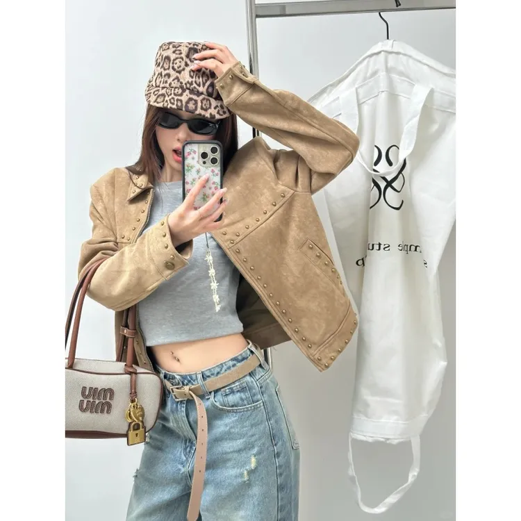 卡其色高级感铆钉夹克外套女秋季新款复古酷飒风高腰休闲牛仔长裤