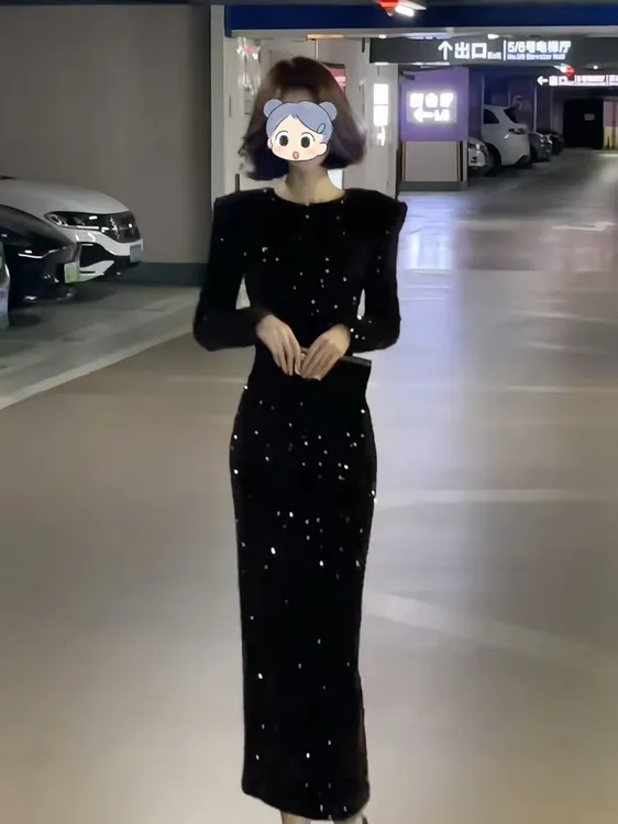 2025秋冬季新款时尚收腰显瘦气质女士网红洋气连衣裙休闲减龄穿搭