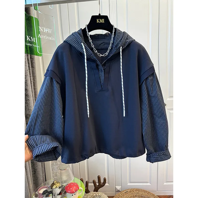 胖mm240斤大码独特巨好看连帽拼接格子假两件卫衣女秋季新款上衣