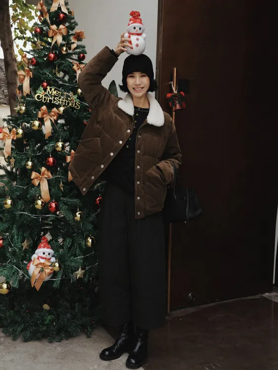 TT设计师【篝火旁】复古风灯芯绒时尚高级白鹅绒羽绒服TT191631