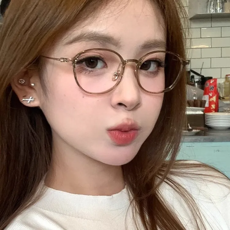 纯钛超轻近视女可配度数镜片抗疲劳防蓝光眼镜素颜显瘦眼睛框架