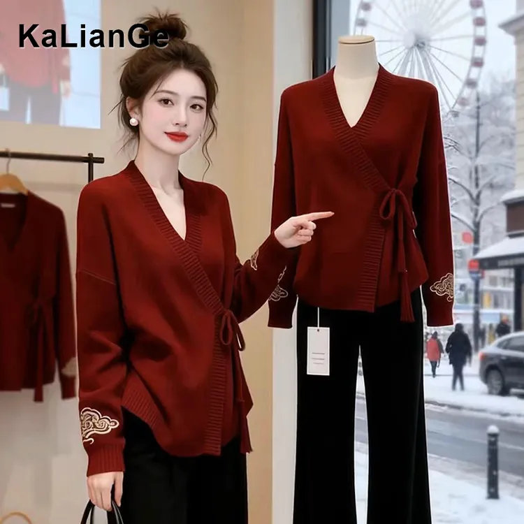 卡莲格/2026新年国风刺绣红色毛衣女秋冬款本命年发财穿搭针织衫