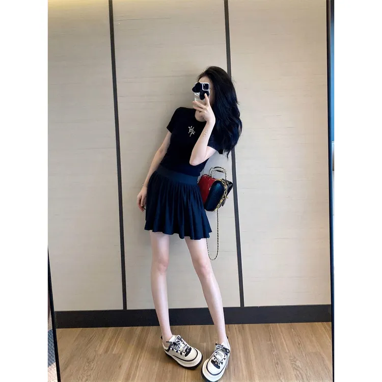 巨好看的夏季裙子套装2025新款一整套ootd穿搭今年流行女装夏装