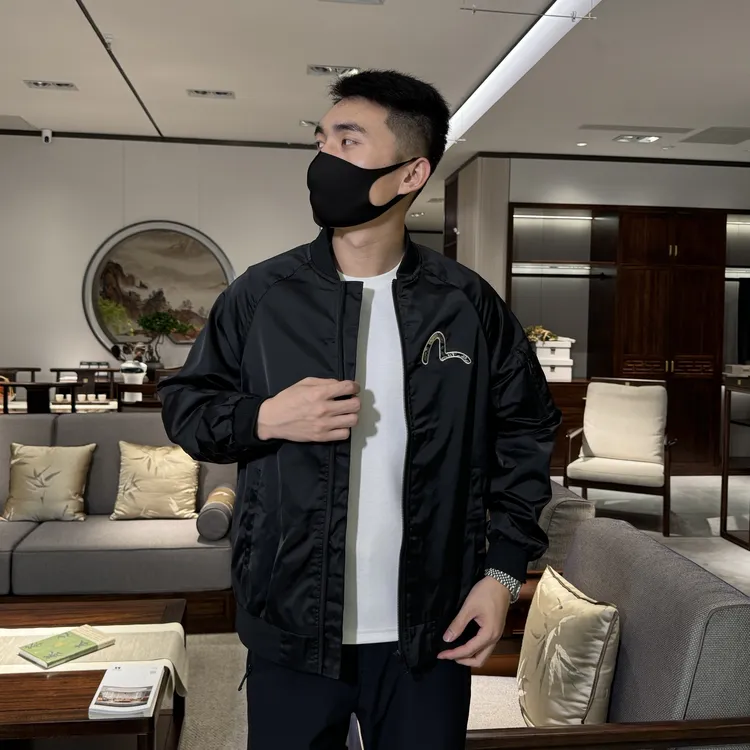 EVSU（顺丰空运）秋冬夹克外套男女同款时尚潮牌棒球服防水刺绣