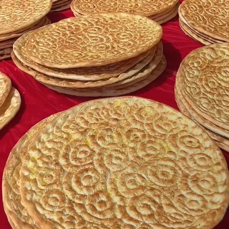 新疆库车传统大馕饼纯手工【每一个600克】一盒5个