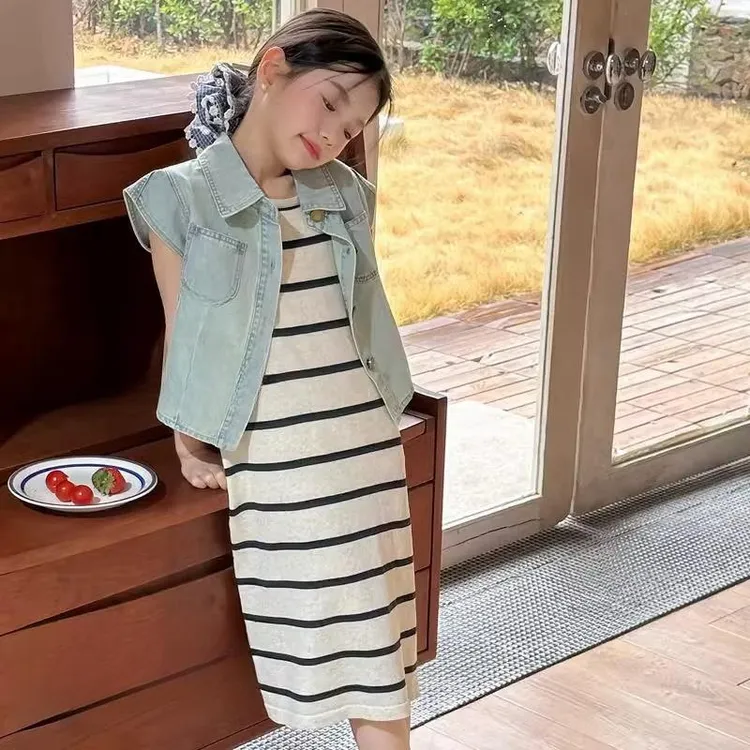 女童春季无袖马甲2025新款中大童时髦洋气上衣春秋款儿童外穿外套