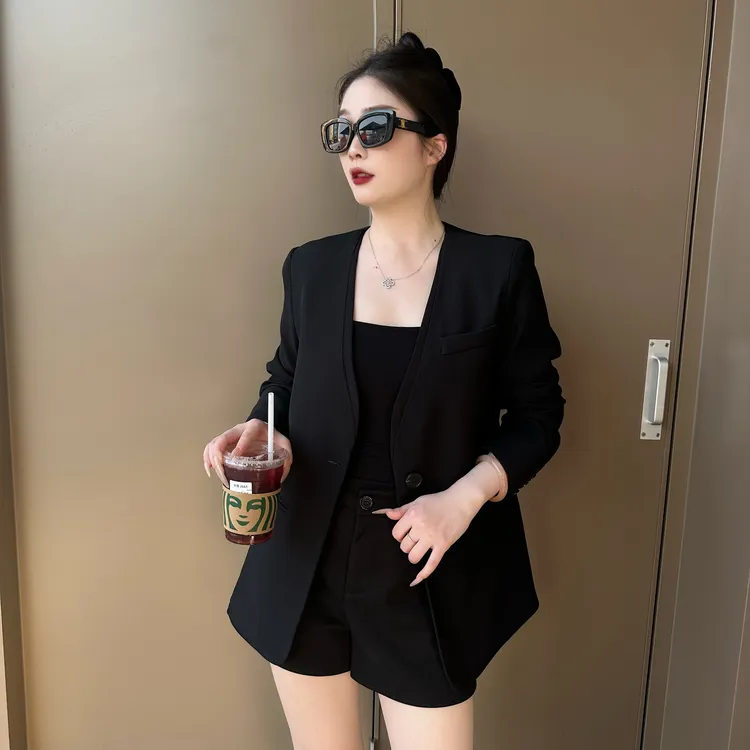 V领常规口袋通勤v领女西装外套休闲宽松春季上衣长袖时尚简约