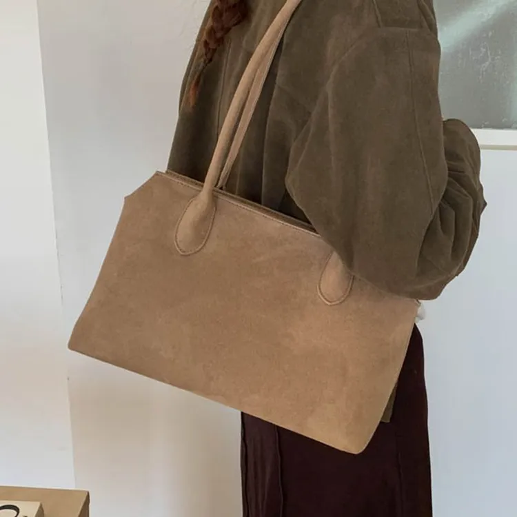 秋冬简约复古高级感托特包女式2025新款通勤时尚百搭单肩手提包包