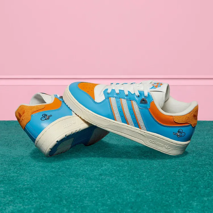Adidas/阿迪达斯正品三叶草男士耐磨休闲运动低帮板鞋IE7566