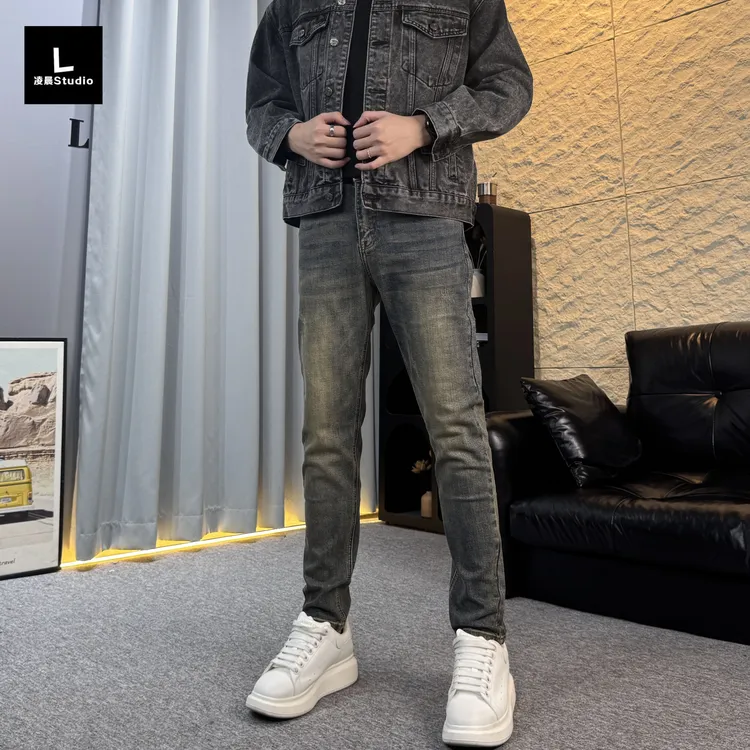 2025新款秋季牛仔裤男修身潮流百搭蓝色小脚裤时尚韩版牛仔裤男款