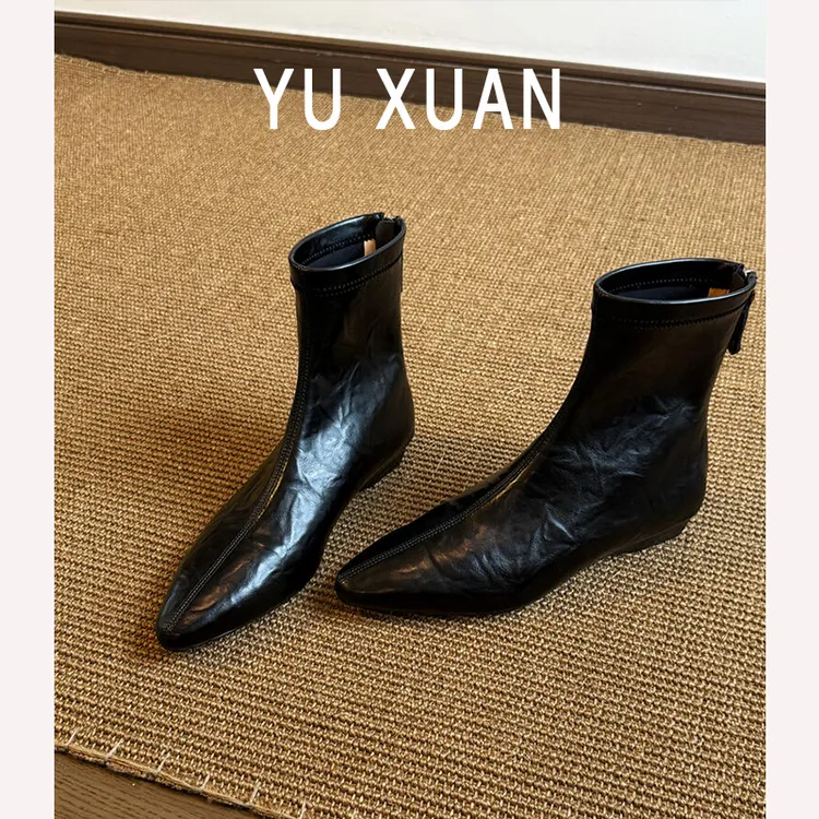 羊皮版~坡跟小短靴女法式气质韩系瘦瘦靴平底尖头百搭白色靴子