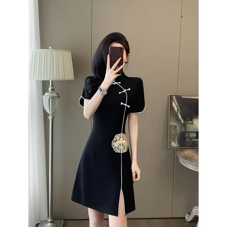新中式时尚复古改良短袖旗袍小黑裙女夏季梨形身材遮肚A字连衣裙