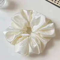 立体山茶花大肠圈定制“手工微瑕，X退X换”