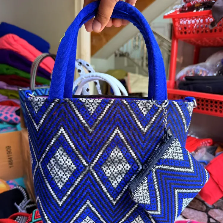 佤族手工手提包包