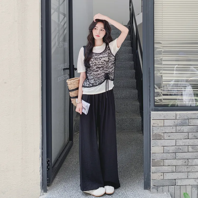 夏日ootd穿搭一整套装女2025新款蕾丝背心假两件上衣阔腿裤两件套