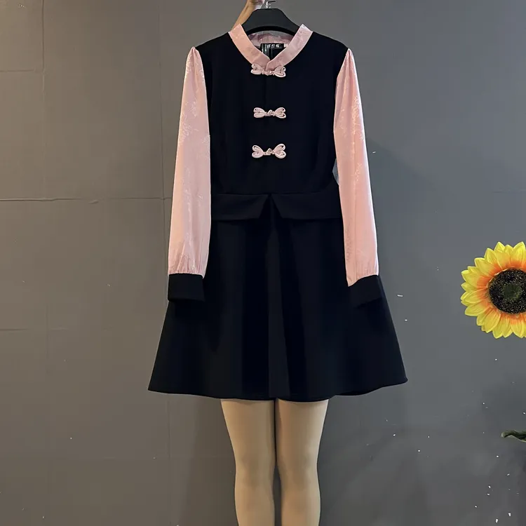 新款时尚法式复古盘扣长袖拼接假两件气质优雅显瘦连衣裙