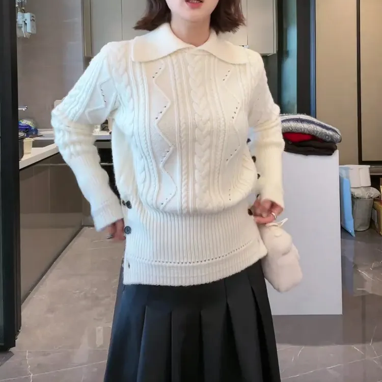 2025新款翻领麻花收腰设计感套头时尚气质百搭毛织上衣LK2501249