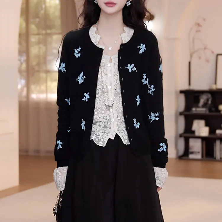 2025早秋新款设计师绣花雪花针织开衫长袖小众女装独特漂亮小衫