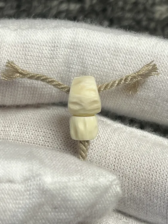 直径8mm左右天然猛犸牙手工柏香籽纹路三通大肠斜切文玩百香配饰