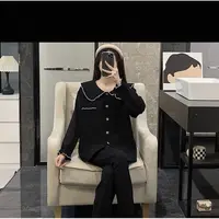 115-秋冬女士新款娃娃领简约黑开衫带胸垫长袖长裤套装