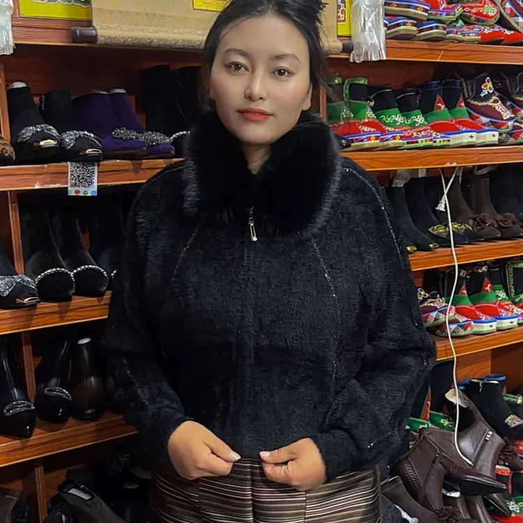 秋冬新款毛领洋气大码中老年女装加绒加厚外套