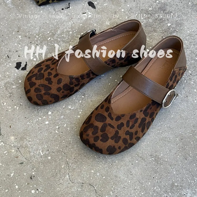 2025新款豹纹超软低跟晚晚鞋女2025秋圆头粗跟通勤一字带浅口单鞋