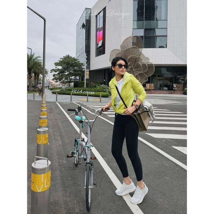 RRB Design「高效暖绒」3M新雪丽超柔锁温拒水轻盈弹力连帽棉服