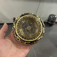 珐琅彩金银错镂空盖置