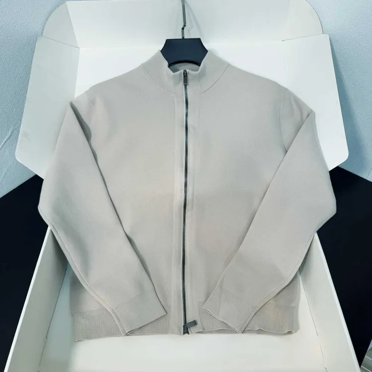 剪标高端西班牙轻奢MD原单棉线衫秋季立领厚拉链开衫针织衫外套男