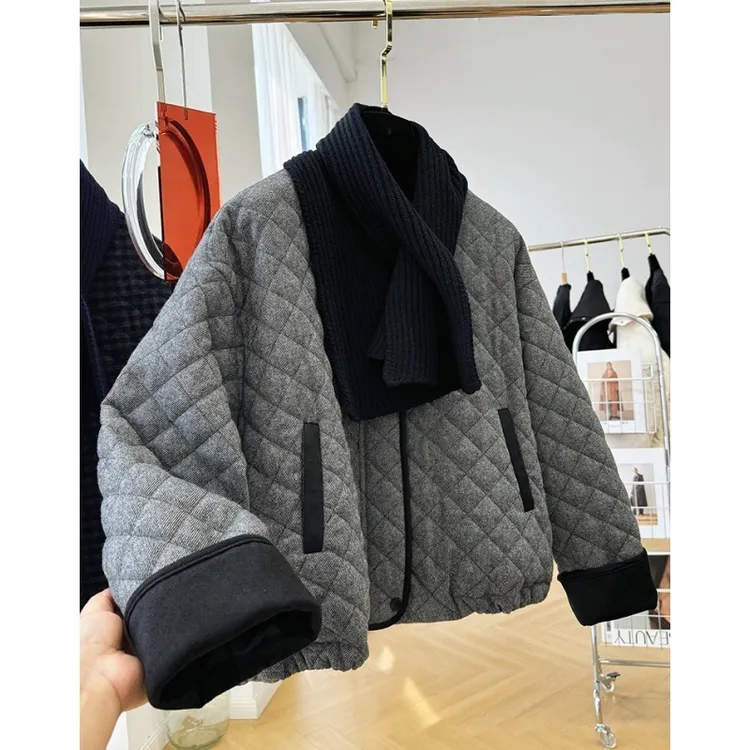 韩系高级感毛呢夹棉菱格短款棉服女冬季超好看别致带围巾夹克外套