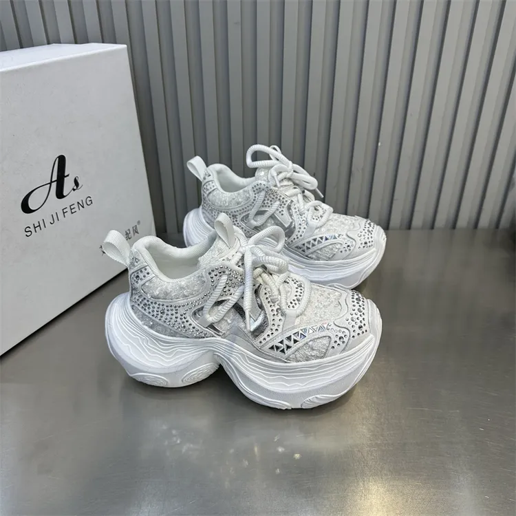 女士女鞋女款白色时尚休闲夏季透气厚底情侣网面百搭水钻潮流潮鞋