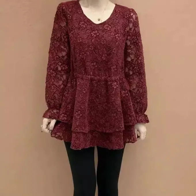 春季新款时尚收腰蕾丝女士小衫洋气高弹净版打底衫显瘦减龄款女装