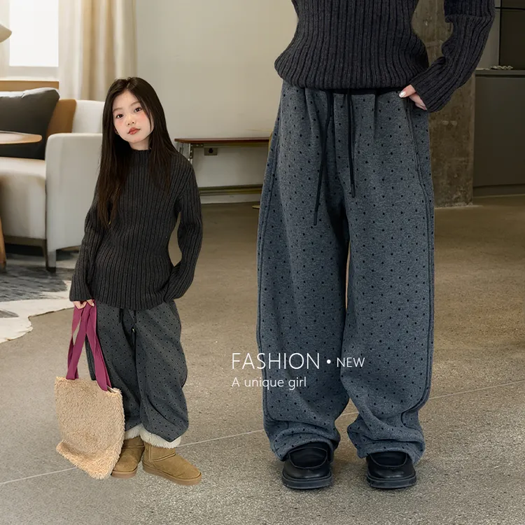 女童加绒卫裤秋冬2025新款女孩一体绒休闲直筒裤中大童裤子秋冬款