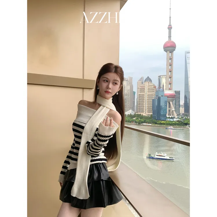 （假日穿搭）AZZHEN【条纹艺术】一字肩条纹修身配飘带AZ4KBT40-00