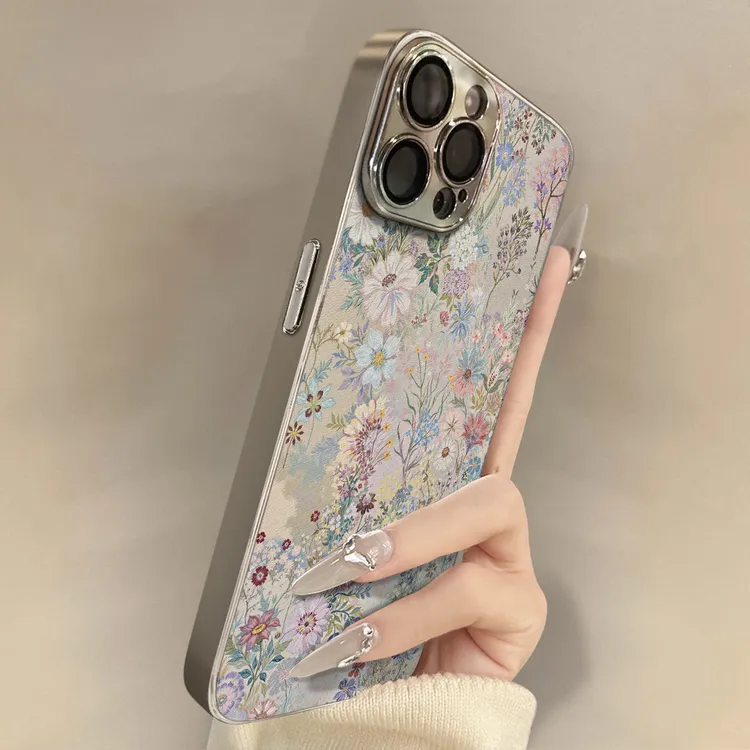 满屏花卉适用苹果17pro手机壳iPhone16新款15全包镜头防摔小羊皮
