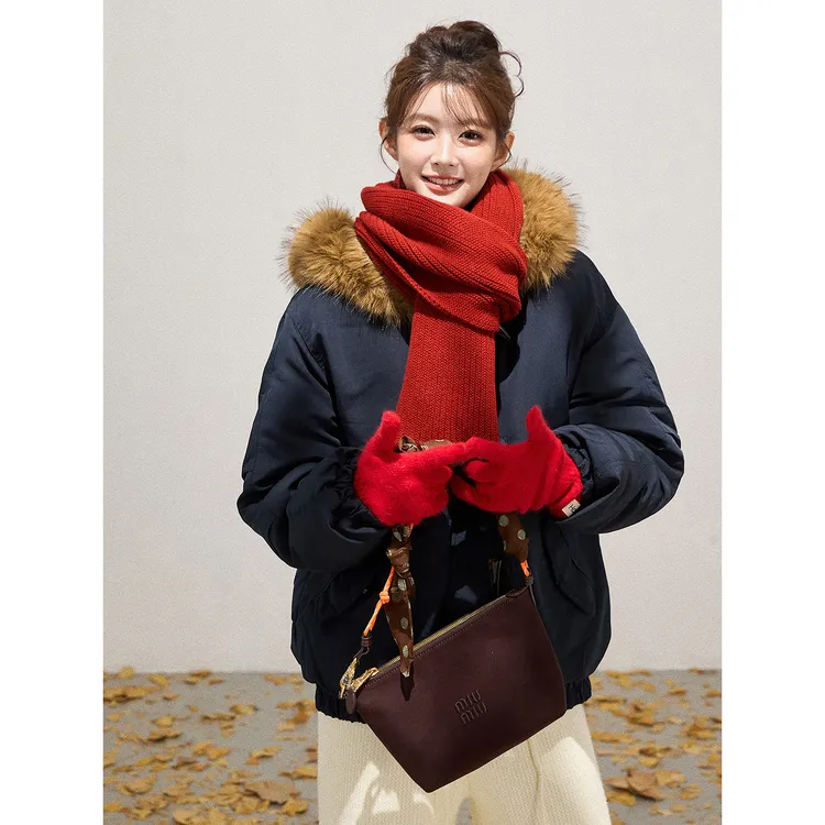 谢不肉 牛角扣拉链可拆毛毛领棉服女秋冬防风保暖百搭外套51025