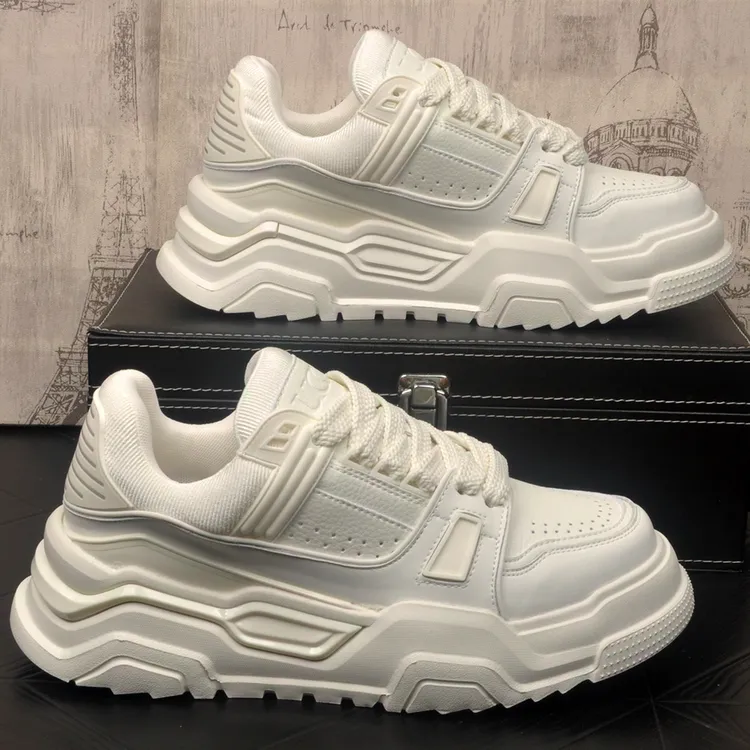 秋冬季学院风圆头厚底透气休闲真皮板鞋潮流小白鞋网红潮鞋百搭款