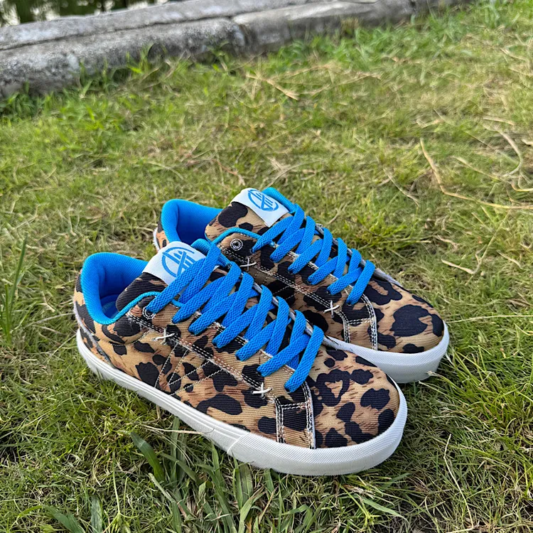 豹纹系列透气情侣低帮增高休闲帆布鞋球鞋潮流女鞋时尚好穿不累脚