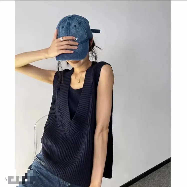 AMASS/阿玛施【未来暮色】V领宽松纯色套头休闲宽未来风纯色马甲