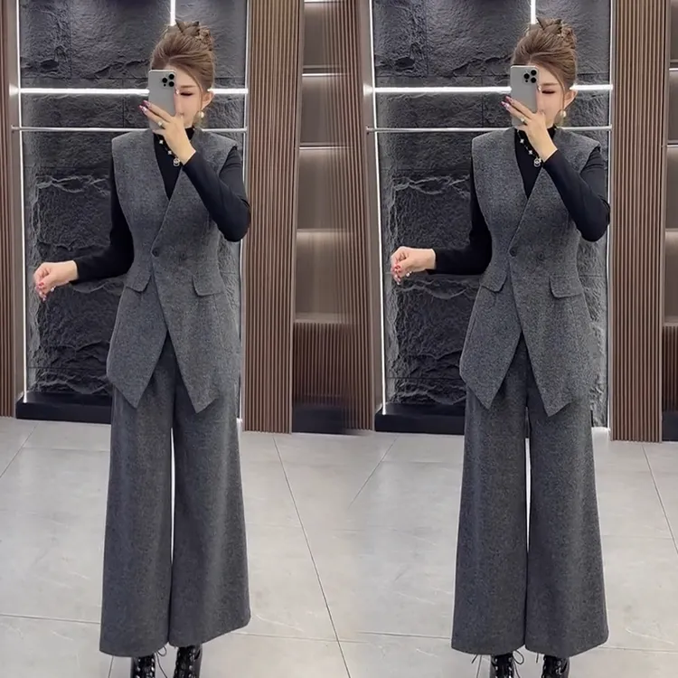 2025秋冬新款时尚显瘦气质网红高档套装女高级百搭宽松大码三件套
