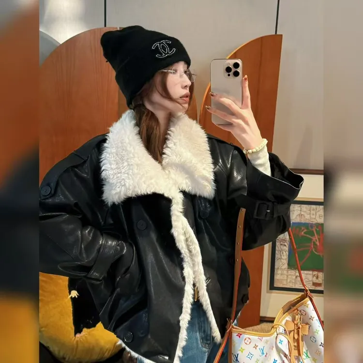 PCNY丨不理理「雾夜暖绒」加厚保暖皮面宽松毛领外套女