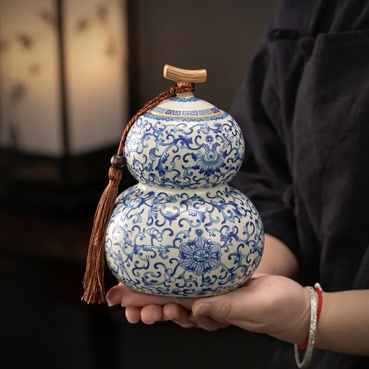 汝窑葫芦茶叶罐缠枝莲复古陶瓷收纳罐茶叶密封罐家用防潮储存罐子