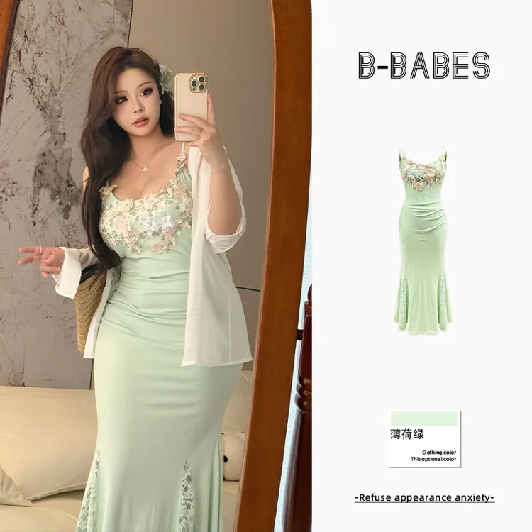 B-babes【花期如梦】刺绣包臀高弹鱼尾裙摆性感纯欲辣妹夏季连衣裙