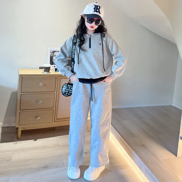 女童秋装卫衣套装2025新款儿童潮酷穿搭大童女孩时髦阔腿裤两件套
