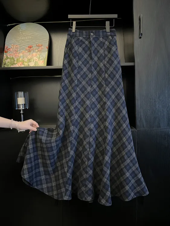 2025秋冬新款斜纹蓝灰格纹磨毛半身裙女高腰显瘦中长款加厚鱼尾裙
