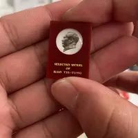 其他普通金属红色纪念章有机英文选集 
