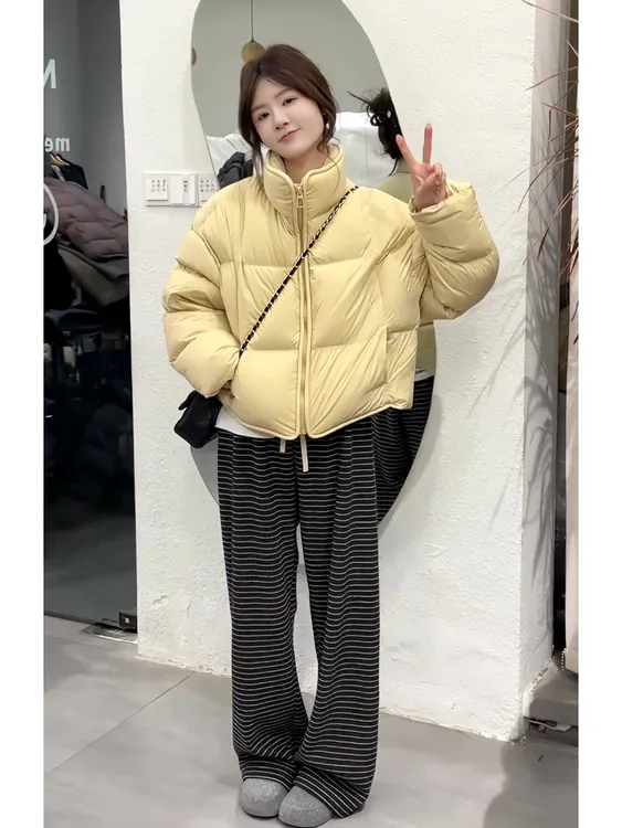 短款白鸭绒羽绒服2025年冬季新款纯色百搭加厚保暖面包服外套女